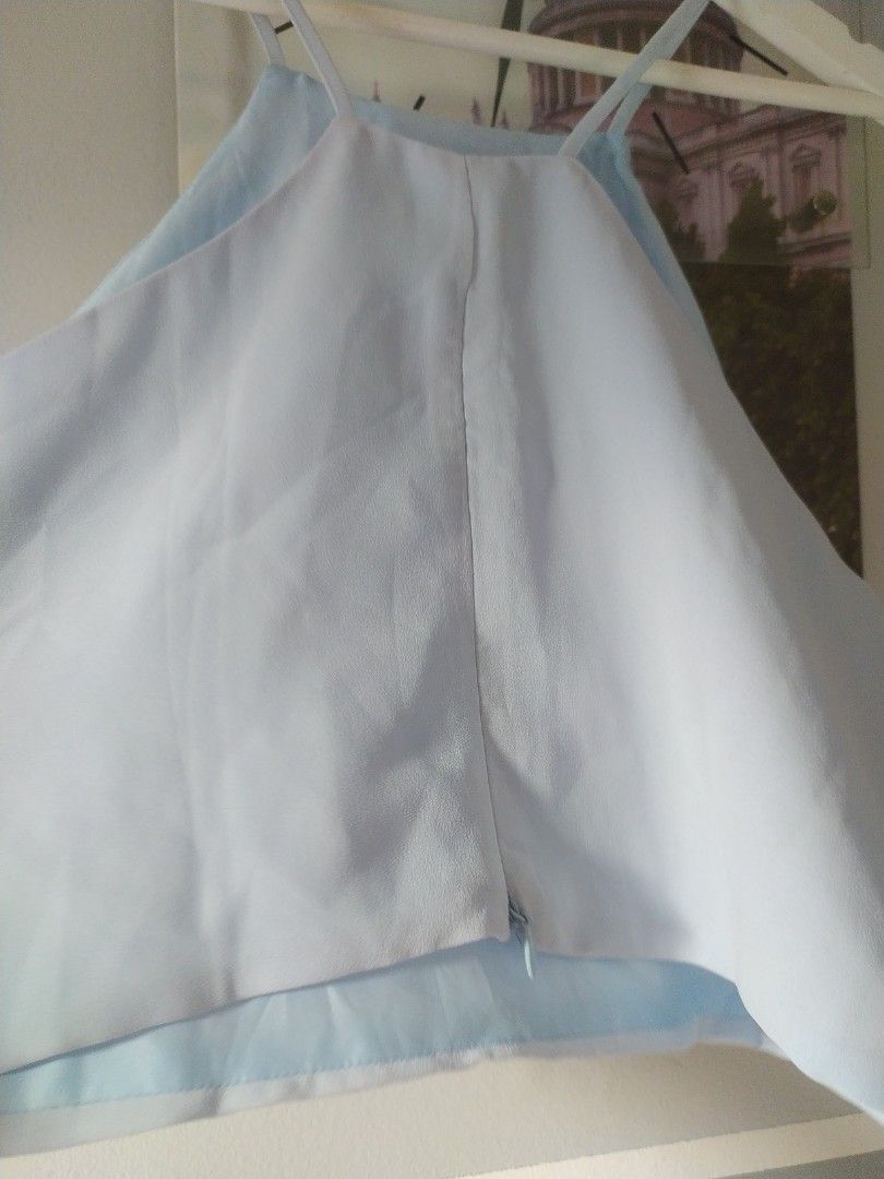 Sleeveless medium (Category: Blouses) located in Manila. Submitted by timtam04 (Listing ID 1468501165, Image 2). Description: .
