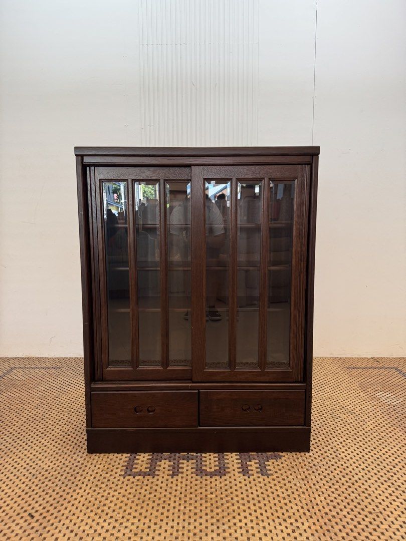 Sliding display cabinet (Category: Shelves, Cabinets & Racks) located in Quezon City. Submitted by matetdevis13 (Listing ID 1468662514, Image 1). Description: Classic Sliding Door Display Cabinet Price: 5,900 L35.5 x W18 x H47.5 In good condition Code MJS34-RP21.