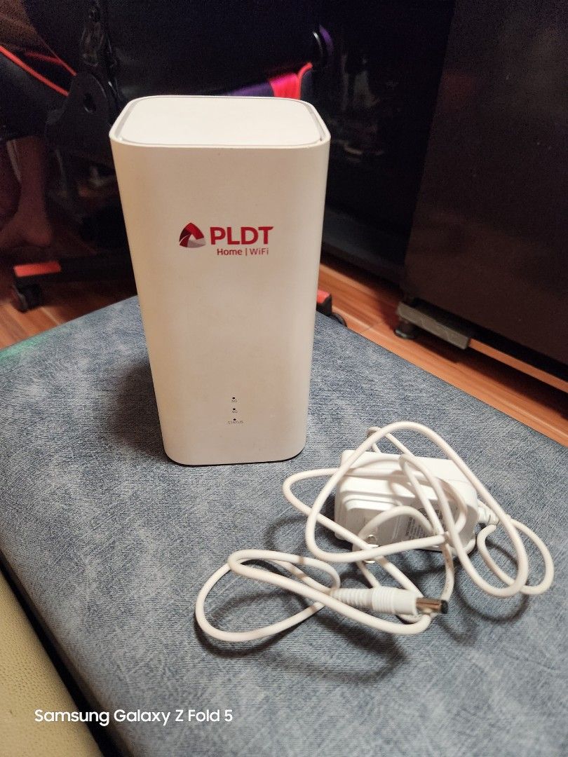 SMART PLDT 5G PREPAID WIFI MODEM (Category: Networking) located in Manila. Submitted by chrizbrown (Listing ID 1468583017, Image 1). Description: ● 100% No Issue ● Smooth ● with Power Adapter ● 1,700 pesos ● No Simcard, bili nalang kayo ng Smart Fam Sim, or Regular 5G Sim. Lalamove nyo nalang kung malayo kayo, willing to VideoCall para mapakita sa inyo bago nyo i-book. own Rider at Booking nyo para safe kayo. Tondo Location ko. I Do Also have dif
