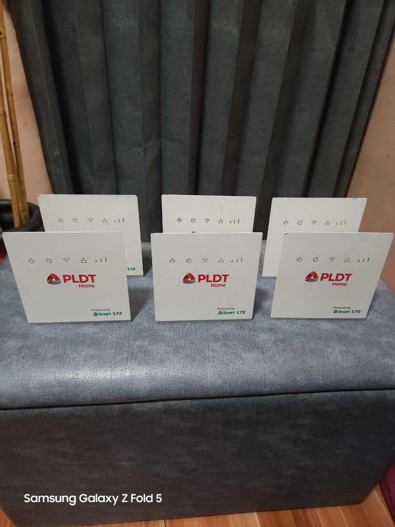 Smart Prepaid Wifi Modem (Category: Networking) located in Manila. Submitted by chrizbrown (Listing ID 1468685878, Image 1). Description: Smart Prepaid Wifi Modem ● 100% No Issue ● No Simcard, bili nalang kayo ng Smart Fam Sim or Regular Sim ● Plug and Play, No Need Configuration ● with Power Adapter ● 500 pesos each 30 pcs available for Bulk Order Lalamove nyo nalang kung malayo kayo, willing to VideoCall para mapakita sa inyo bago nyo i-book. o
