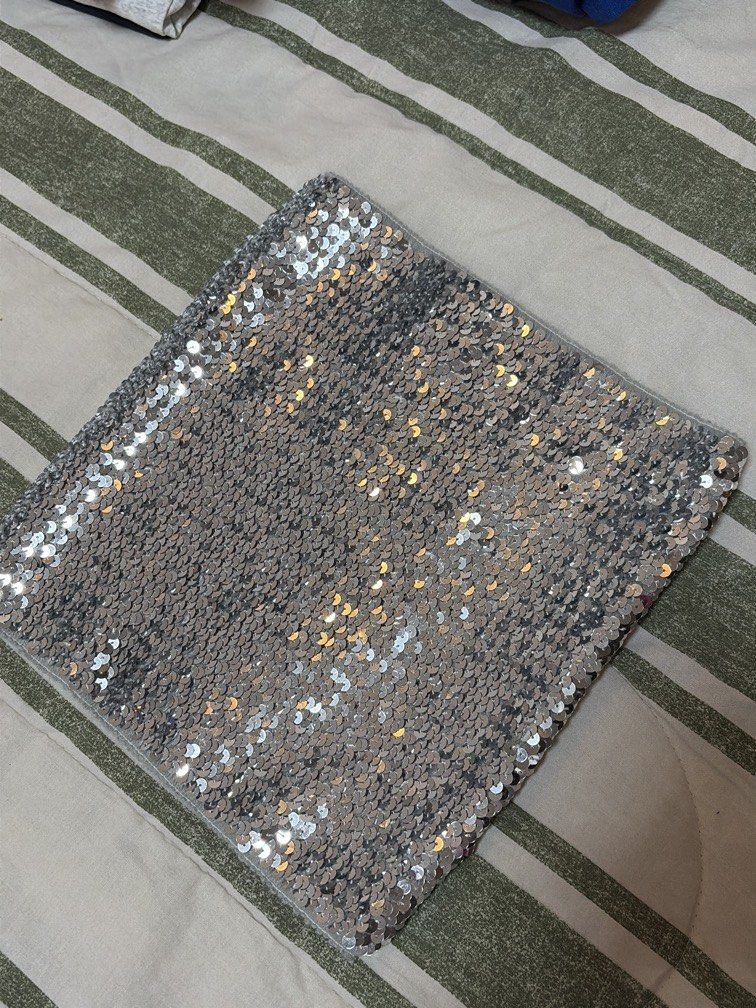 Smocked Sequin Silver Tube Top (Category: Others Tops) located in Quezon City. Submitted by morespace555 (Listing ID 1468611295, Image 1). Description: .