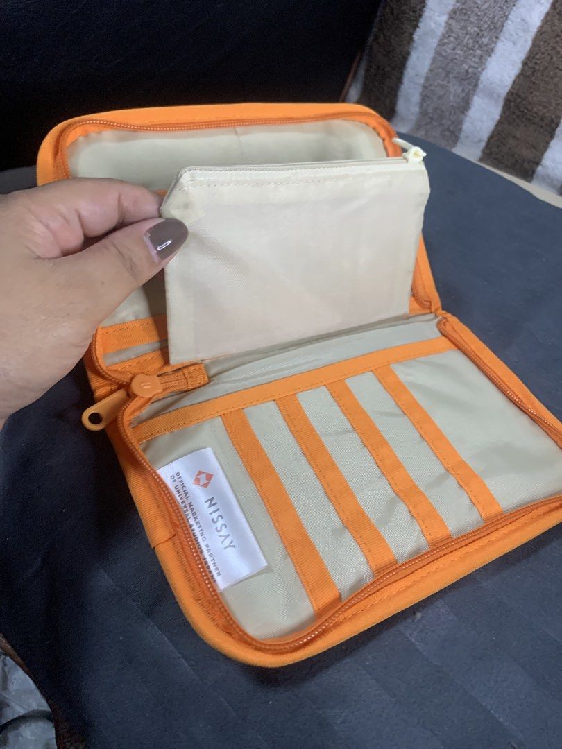 Snoopy japan organizer wallet (Category: Purses & Pouches) located in Cabanatuan. Submitted by mjluxxejapan (Listing ID 1468549763, Image 3). Description: Fixed price .approx 8”x5” meas seems vintage at unused cond old stocked ngka stains idk kng mwwala s babad hence selling low bago p loob.pls see all pics posted .