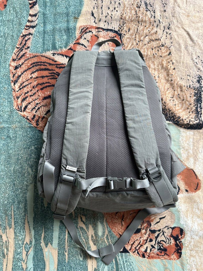 Snow Peak Cample Backpack 25L Dhark khaki grey (Category: Luxury Bags & Wallets) located in Los Banos. Submitted by streetwear.collections (Listing ID 1468641131, Image 2). Description: Snow Peak Cample Backpack 25L Dhark khaki grey Excellent condish Php 3300 Thanks! .