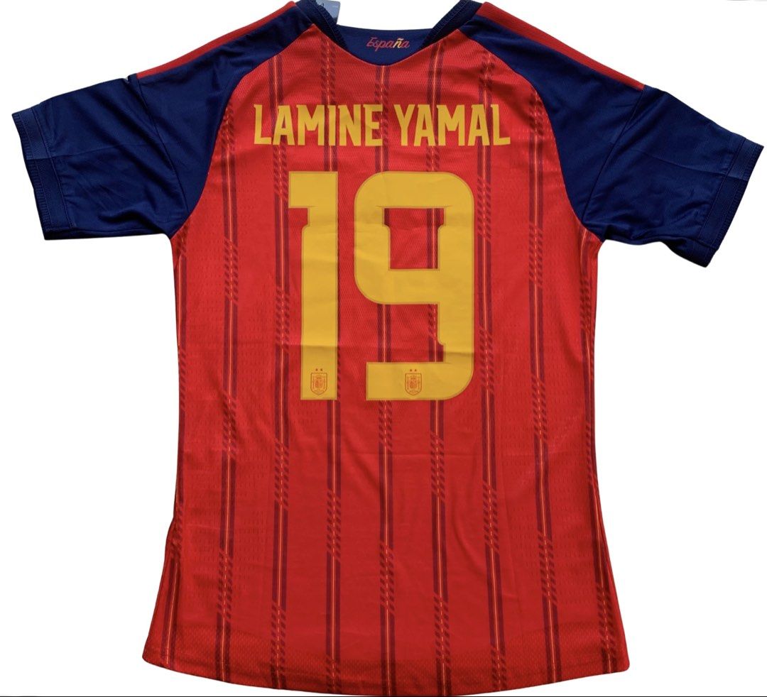 Spain Home Lamine Yamal 19 Jersey (Category: Activewear) located in Oslob. Submitted by myghaulz (Listing ID 1468614708, Image 2). Description: - Spain Home Jersey (Player Version) - Lamine Yamal #19 printing on the back - Please check photos - Medium - Originally got it for P1,500 but selling it for P800 only :) very steal price! - High quality .