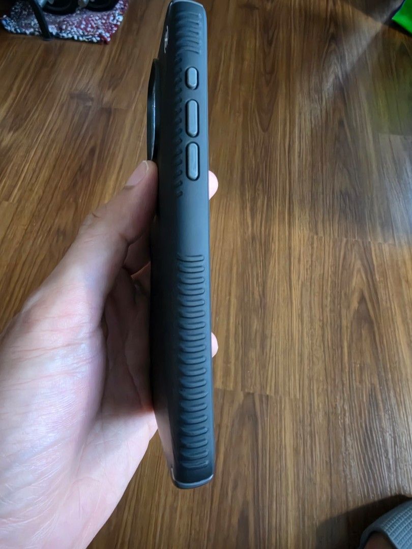 Speck iphone 15 pro max case (Category: Cases & Sleeves) located in Manila. Submitted by j_kyuukon (Listing ID 1468564898, Image 3). Description: for iphone 15 pro max lightly used no box with mag safe ordered from amazon US payment via gcash shipping c/o buyer .