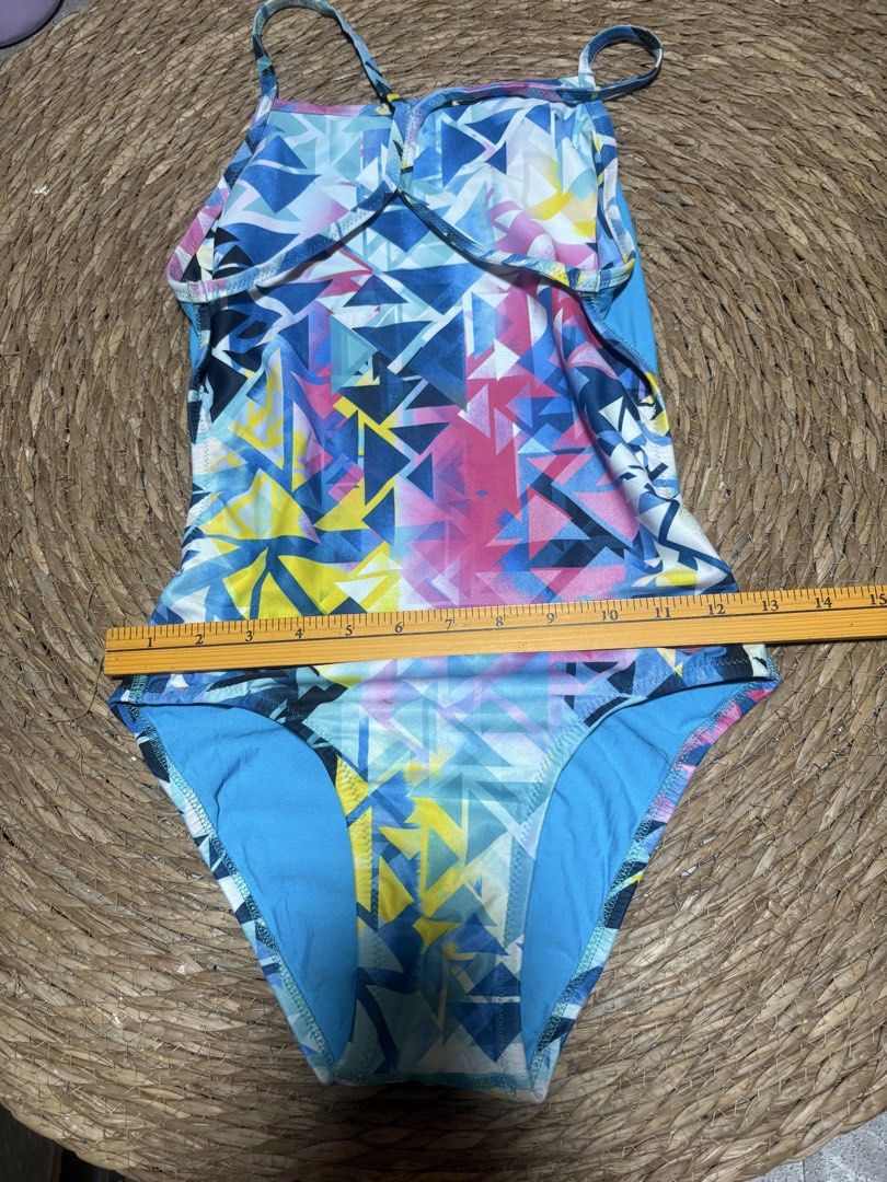 Speedo med (Category: Activewear) located in Malabon City. Submitted by lheithriftshop (Listing ID 1468534578, Image 3). Description: .