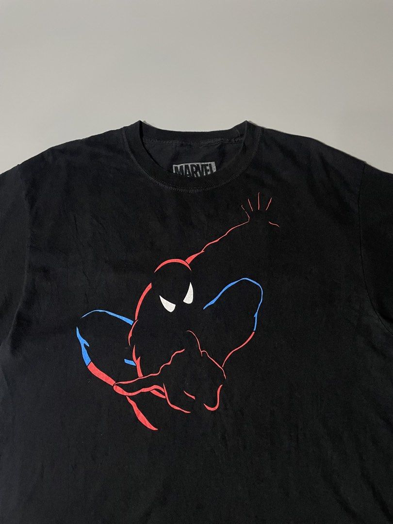 Spider x Marvel studio (Category: Tshirts & Polo Shirts ) located in Leyte. Submitted by vincentjohn3 (Listing ID 1468653765, Image 3). Description: Marvel x Universal Studios Spider-Man Graphic Shirt Large Width 21 Length: 28.5 No issue Good as newCondition Color Rate: 9.8/10 .