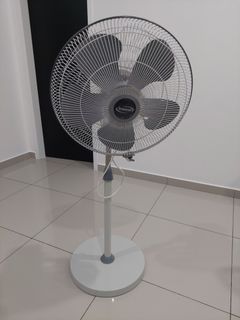 (Category: ) located in . Submitted by fh0406 (Listing ID 1468616603, Image 1). Description: .