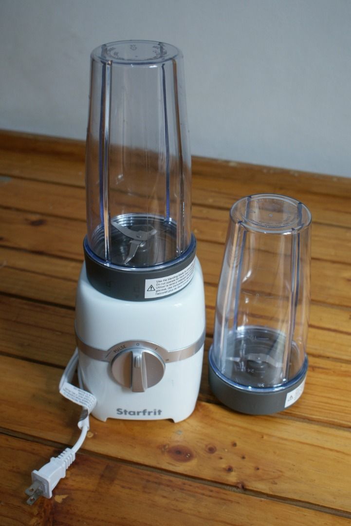 Startfrit Electronic Blender (Category: Juicers, Blenders & Grinders) located in Quezon City. Submitted by jerichomadura (Listing ID 1468608037, Image 1). Description: Starfrit Electronic Blender- 300W Motor with FREE additional blending cup.