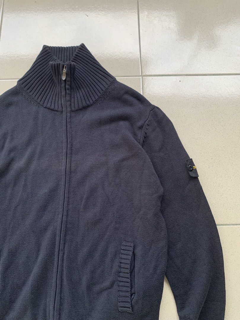 stone island knit sweater (Category: Coats, Jackets and Outerwear) located in Cotabato. Submitted by clarence0918 (Listing ID 1468653659, Image 2). Description: 21x28 Good condition Sign of usage but wearable 9/10 color rate knitted.