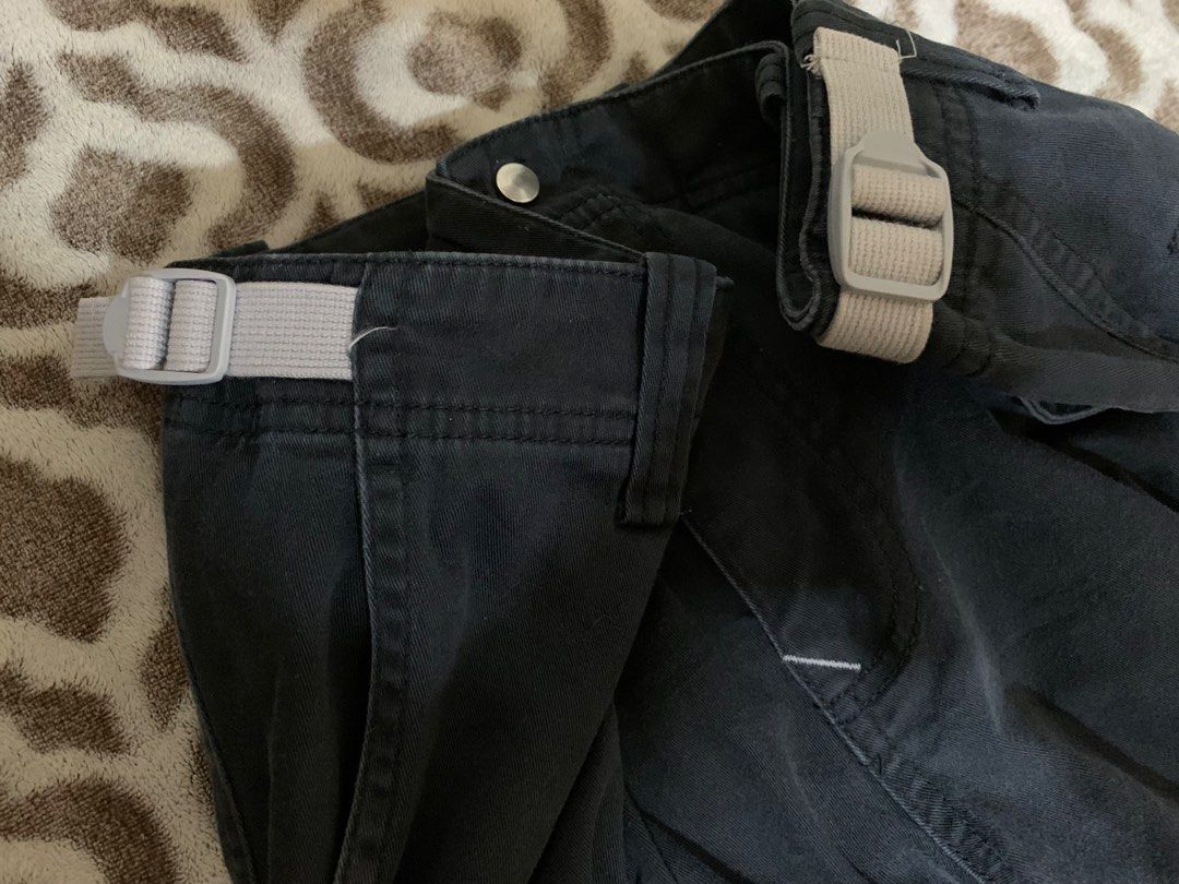 Straightcut pants (Category: Jeans) located in Manila. Submitted by ren.quickstone (Listing ID 1468596005, Image 3). Description: .