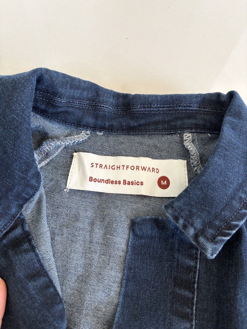 Straightforward Denim Cropped Polo (Category: Shirts) located in Manila. Submitted by matchacoded (Listing ID 1468710346, Image 2). Description: - Brand new - Cute boxy denim polo.