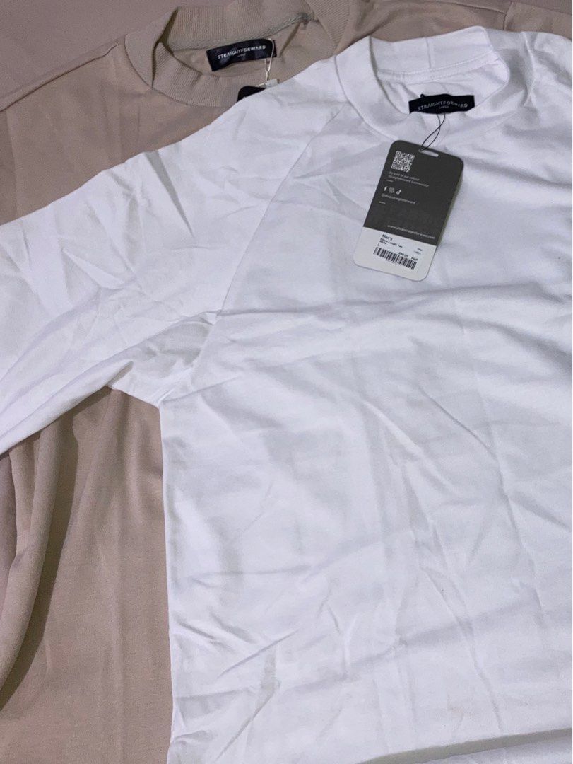 Straightforward TShirt (Category: Tshirts & Polo Shirts ) located in Bacoor. Submitted by nyanliyi (Listing ID 1468543864, Image 1). Description: Never been used. Can provide you a proof that I buy it from their shop. Original price is 899, selling it for 550. Can be use by a woman. RFS: No longer need it..