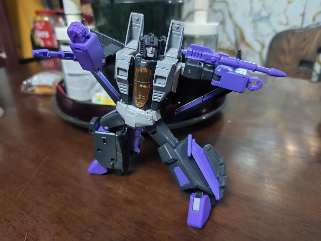Studio Series Thundercracker and Skywarp (BIB) (Category: Action & Battle Toys) located in Quezon City. Submitted by xenixhades (Listing ID 1468593949, Image 1). Description: Please read description: Selling my Studio Series Seekers for Php 5,500. Only transformed them once and put them in display, no issues for both of the figs. Note for Thundercracker: -Replaced his head with the KO one but the rest are all authentic. Tapat na, wag nang tumawad