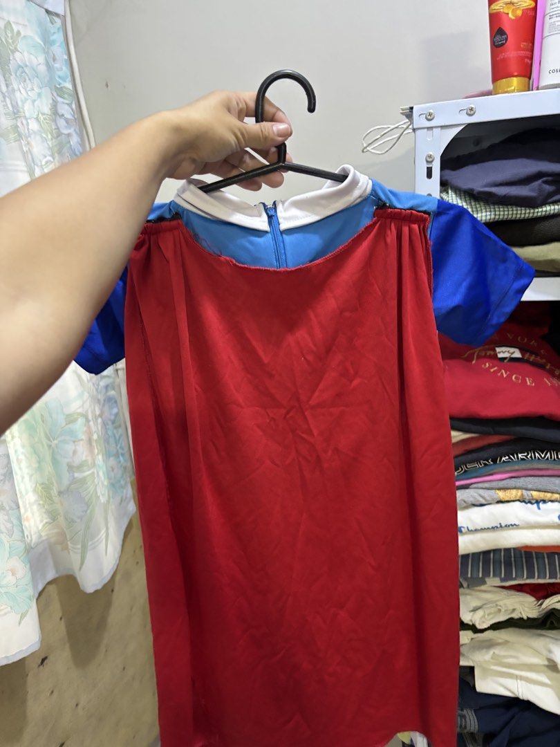 Supergirl DC Costume (Category: Babies & Kids Fashion) located in Mabalacat. Submitted by E-Clothings (Listing ID 1468674330, Image 2). Description: 🦸‍♀️ DC Supergirl Costume – Size Medium Let your little one shine like a superhero! 💖✨ ✨ Character: Supergirl (DC Comics) 📏 Size: Medium – fits approximately 4–5 years old 👧 Perfect for: Halloween, costume parties, school events, dress-up, and photoshoots! 💫 Cute and fun superhero costume for yo