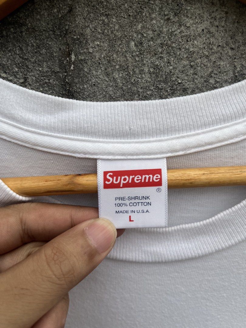 Supreme ‘Faces’ Tee (Category: Tshirts & Polo Shirts ) located in Taguig. Submitted by rafaeljohnmangi (Listing ID 1468616066, Image 2). Description: Supreme ‘Faces’ Tee Authentic 23 x 29.5 Large - XLarge Color rate: 9.5/10 Issue: minimal hairlines (unnoticeable).