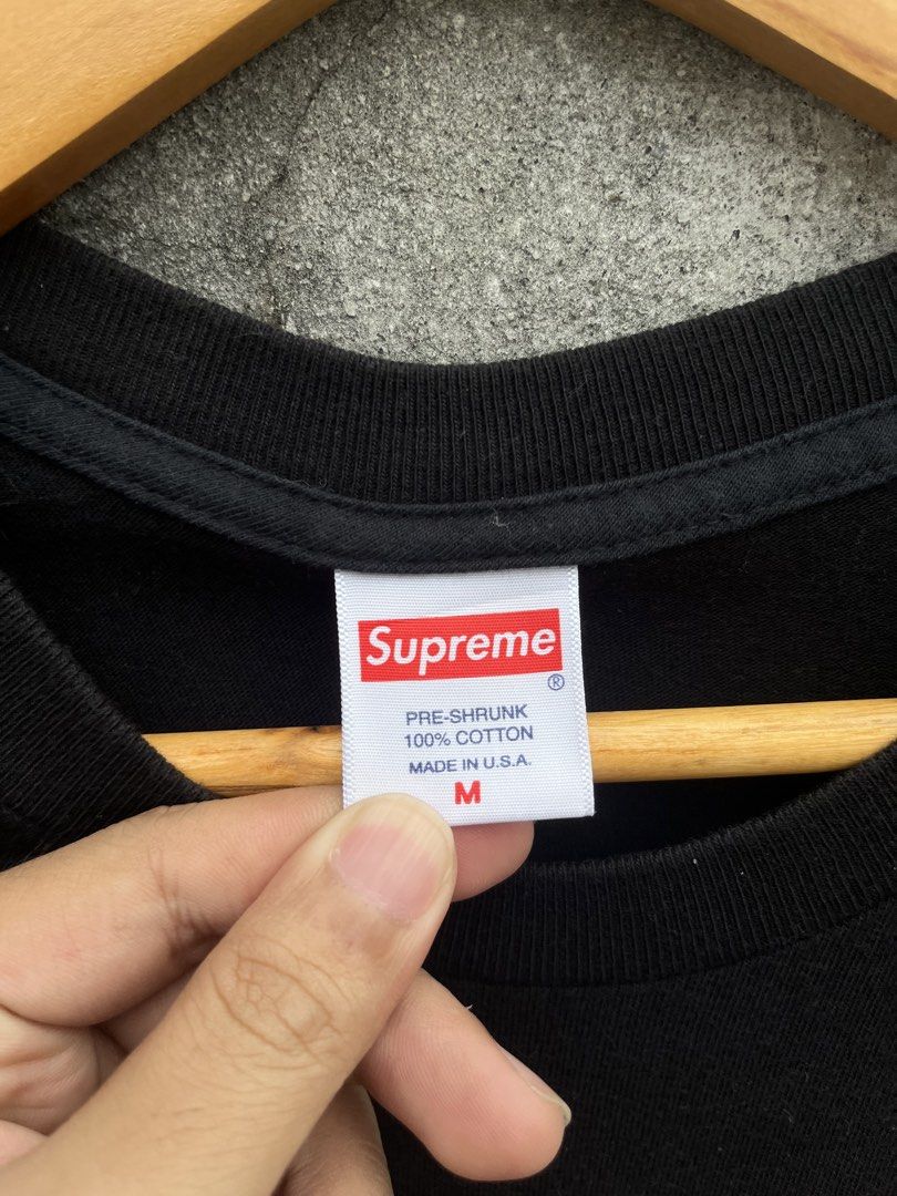 Supreme Venus Tee (FW21) (Category: Tshirts & Polo Shirts ) located in Taguig. Submitted by rafaeljohnmangi (Listing ID 1468616512, Image 2). Description: Supreme Venus Tee (FW21) Authentic Rare piece! 21 x 28.5 Medium - Large Color rate: 9.7/10 Issue: minimal Hairlines on the upper right part And factory defect prints at armpit .