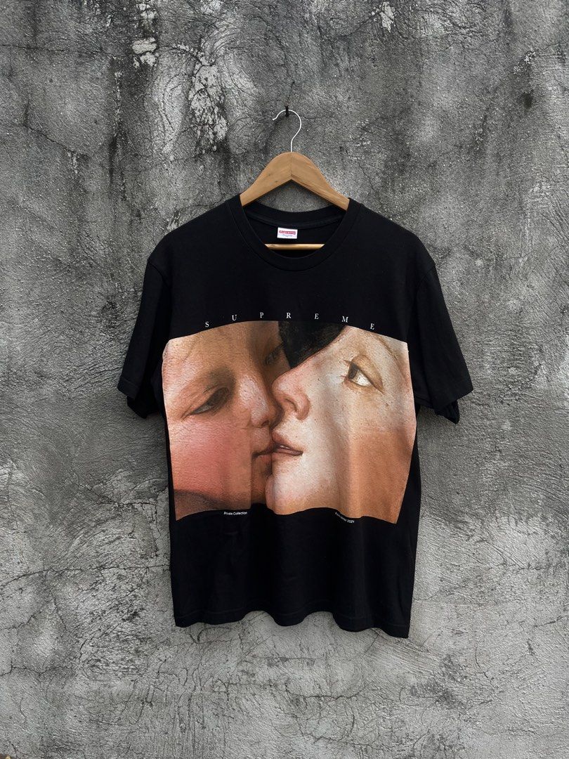 Supreme Venus Tee (FW21) (Category: Tshirts & Polo Shirts ) located in Taguig. Submitted by rafaeljohnmangi (Listing ID 1468616512, Image 1). Description: Supreme Venus Tee (FW21) Authentic Rare piece! 21 x 28.5 Medium - Large Color rate: 9.7/10 Issue: minimal Hairlines on the upper right part And factory defect prints at armpit .