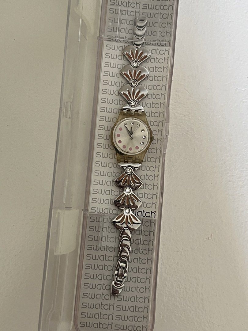 Swatch Lady Shiny Ocean LK291G (Category: Luxury Watches) located in Manila. Submitted by irish_closet (Listing ID 1468550129, Image 2). Description: - with original case and complete links - has been stored .
