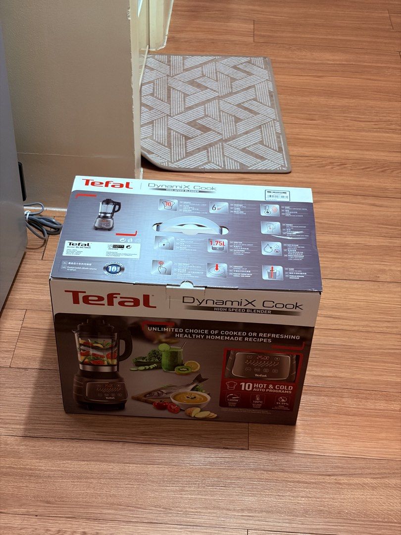 Tefal DynamiX Cook High Speed Blender BL967B65 (Category: Juicers, Blenders & Grinders) located in Manila. Submitted by alex2945 (Listing ID 1468503378, Image 2). Description: Tefal DynamiX Cook Hot and cold blending with 10 auto programs Powerful 1300W motor reaching up to 35,000 RPM Built-in 100°C cooking function Large 1.75L capacity glass jar Easy-to-use digital control panel Used only twice Original price was Php 19,995 Selling it for only P