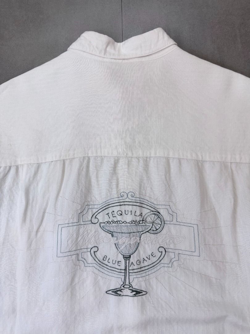 Tequila Cubavera Linen Blend polo (Category: Tshirts & Polo Shirts ) located in Cabanatuan. Submitted by argarments.ph (Listing ID 1468563058, Image 3). Description: Tagged: Medium on tag, fits large Width 22" | Length 29" Condition: Great condition Issue(s): -.