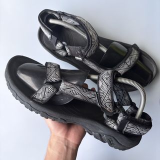 (Category: ) located in . Submitted by jbilthriftshop (Listing ID 1468657606, Image 1). Description: .