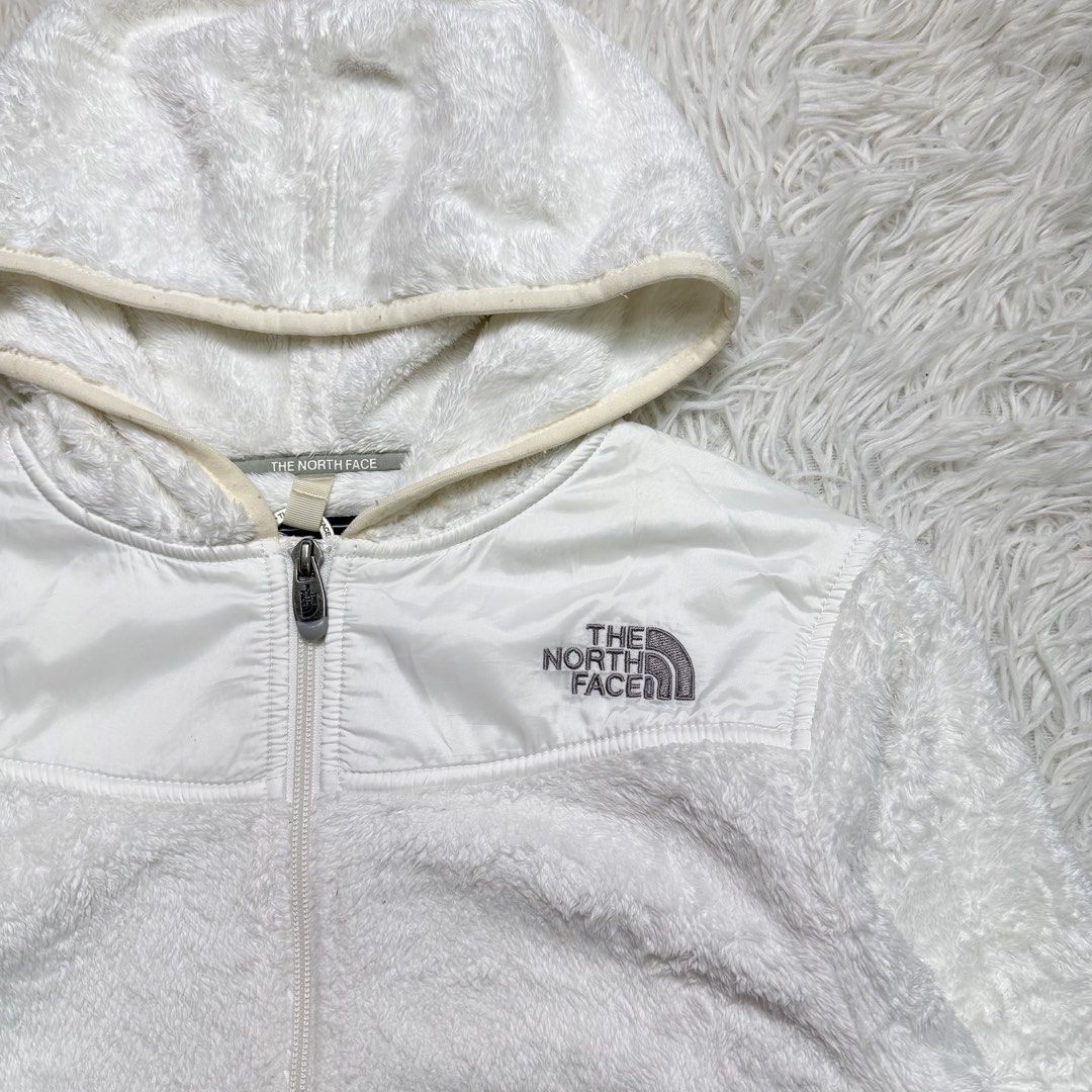 The north face (Category: Coats, Jackets and Outerwear) located in Baguio. Submitted by sellingtonshop (Listing ID 1468517031, Image 3). Description: t1. The North Face silken fleece zip-up jacket Size: S womens Dimes: 24*21 Condition: excellent Issue: none Mine: 780 Steal: 880 Grab: 980.