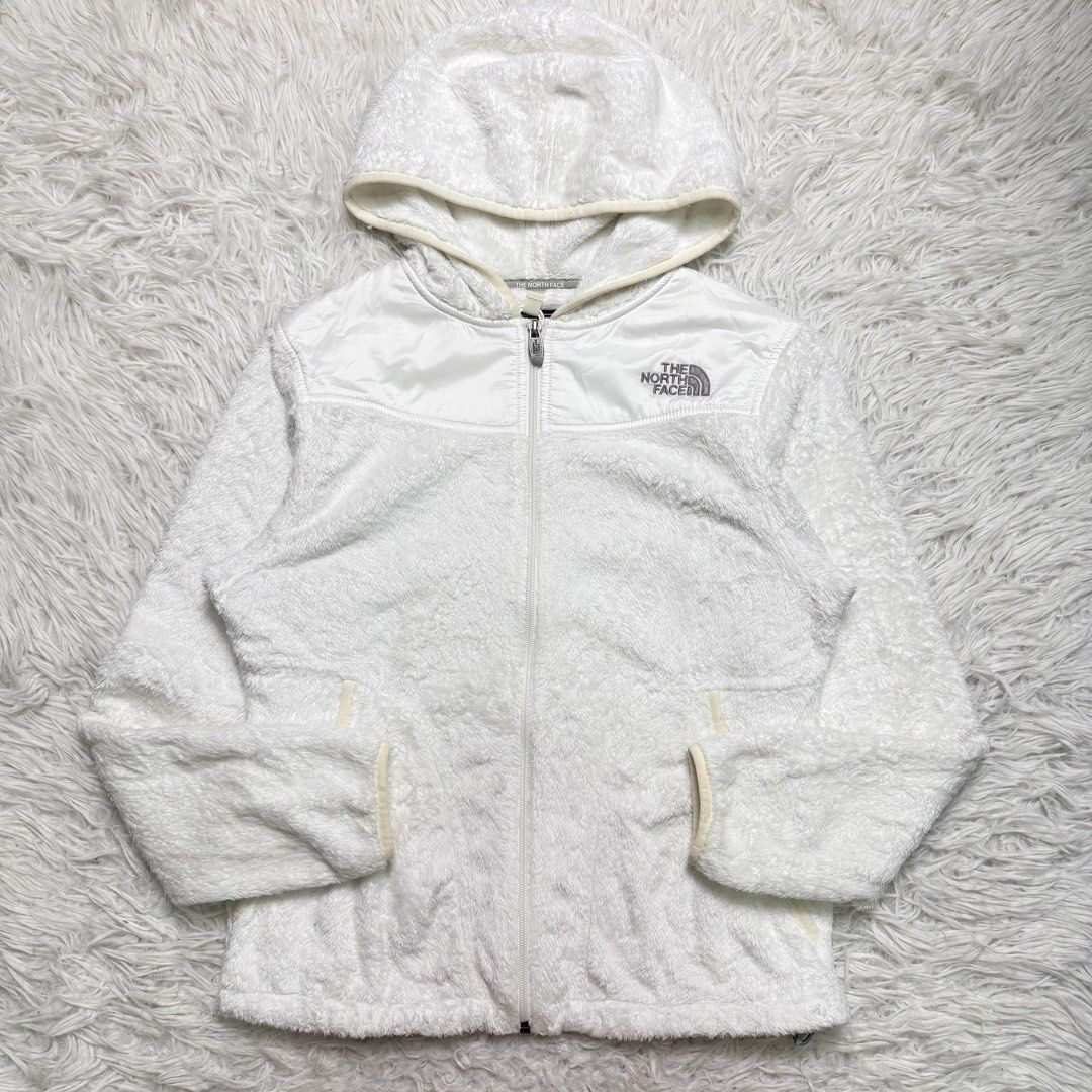 The north face (Category: Coats, Jackets and Outerwear) located in Baguio. Submitted by sellingtonshop (Listing ID 1468517031, Image 1). Description: t1. The North Face silken fleece zip-up jacket Size: S womens Dimes: 24*21 Condition: excellent Issue: none Mine: 780 Steal: 880 Grab: 980.