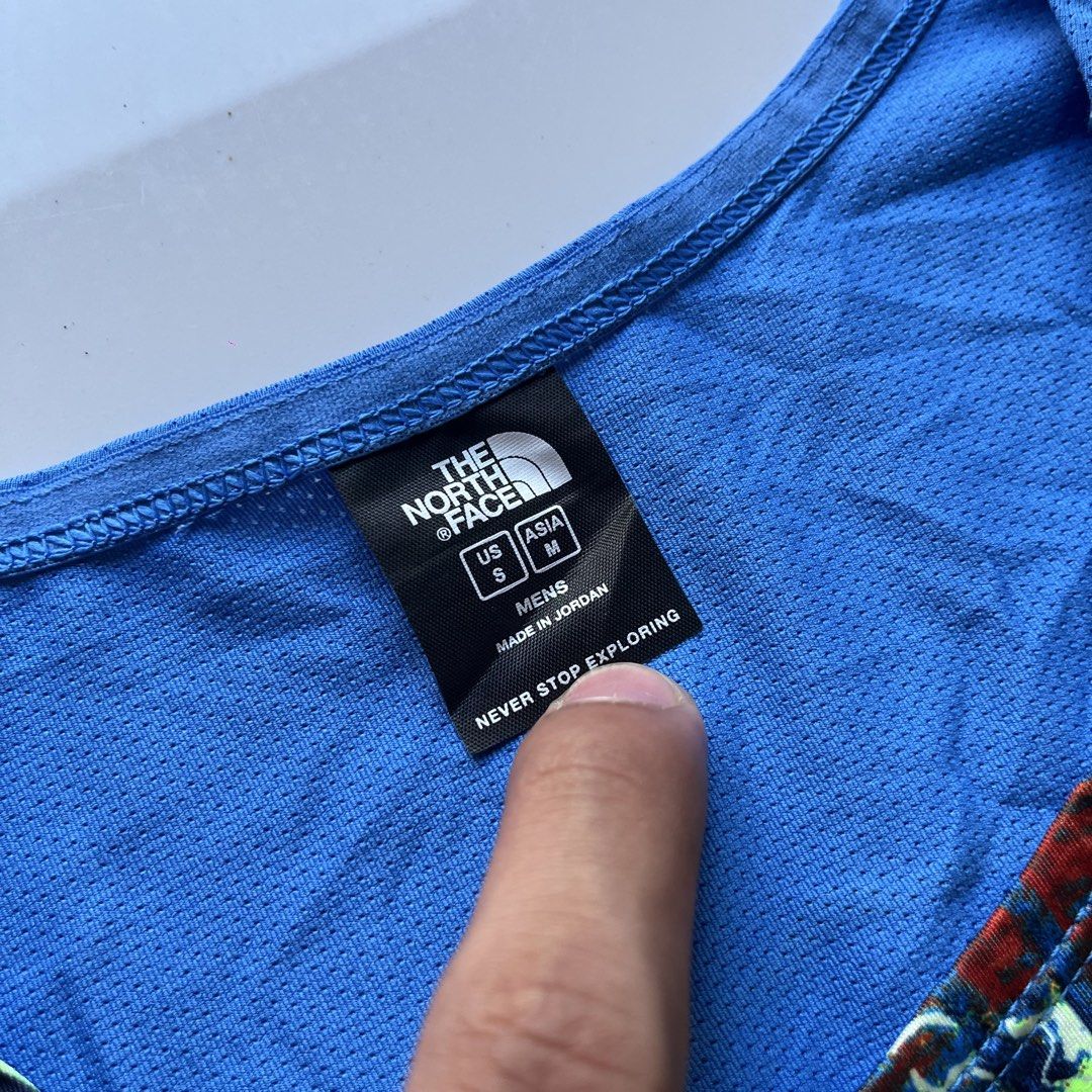 The North Face (Category: Activewear) located in Lucena. Submitted by RAGGGGSSSS (Listing ID 1468633097, Image 2). Description: The North Face Lost Coast Trail Shirt Small on Tag (Fit Medium to Large) 28x20 Excellent Condition No Major issue Need minor wipe on back print 900.