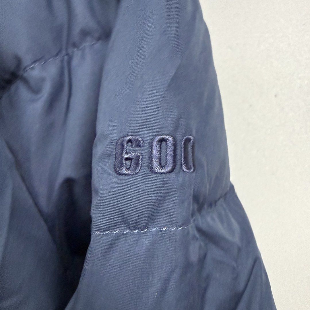 The North Face 600 Down Puffer Jacket Navy Men's M (Category: Coats, Jackets and Outerwear) located in Cavite. Submitted by epiboie (Listing ID 1468571482, Image 3). Description: The north face 600 fill power series puffer jacket Nvy blue Size medium mens 22.5x26 Color rate: 9.5/10 excellent condition No issue 2780 - .