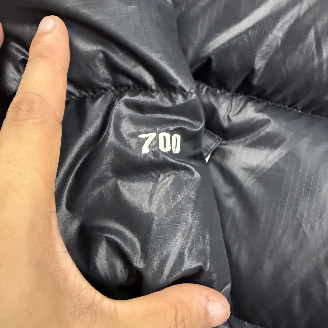 The North Face 700 Down Puffer Jacket Black parka (Category: Coats, Jackets and Outerwear) located in Cavite. Submitted by epiboie (Listing ID 1468575212, Image 3). Description: The north face 700 nupste puffer parka Size medium mens 24x33 Color rate: 9.5/10 excellent condition No issue 3180 - .