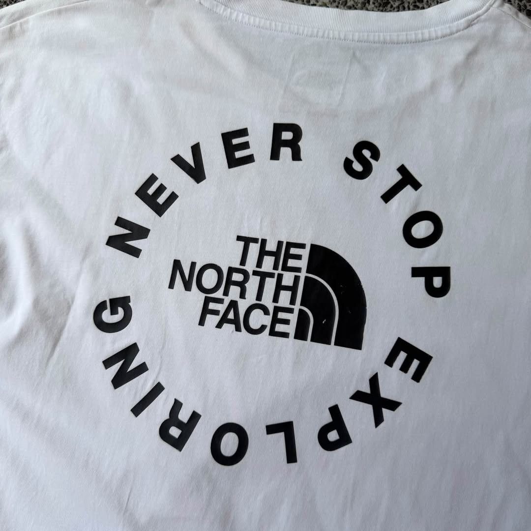The North Face Elbio Graphic Tee Men’s (Category: Tshirts & Polo Shirts ) located in Caloocan City. Submitted by rjlthrifts (Listing ID 1468621540, Image 3). Description: The North Face Elbio Graphic Tee Men’s Excellent Condition Color Rate 10/10 Xl on Tag 28.5 Length 23 Width No Issue. Price. 1,380 Loc. South Caloocan Courier. J&T And Flash Express.