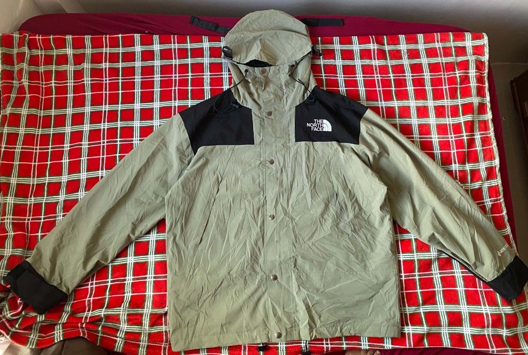 The North Face Goretex Mountain Jacket (Category: Coats, Jackets and Outerwear) located in Cebu City. Submitted by 88thrifts (Listing ID 1468559591, Image 1). Description: 22x28 excellent condition no visible issues.