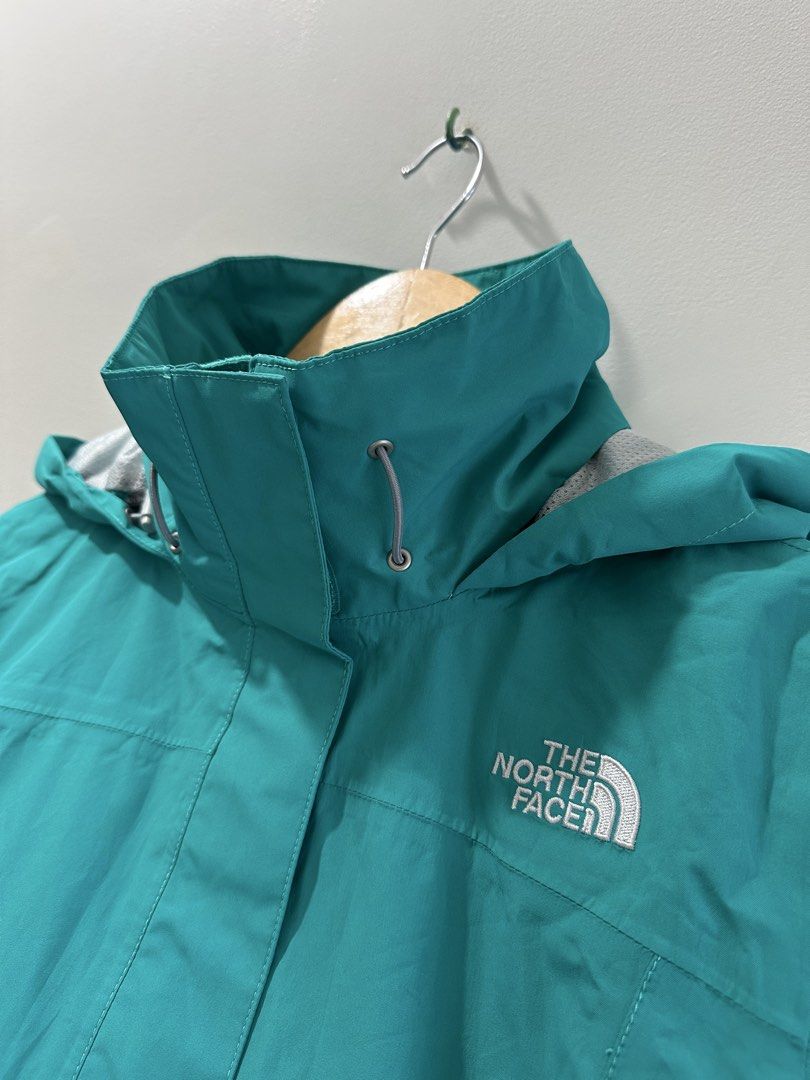The North Face Hyvent Jacket (Category: Coats, Jackets and Outerwear) located in Baguio. Submitted by .daryl (Listing ID 1468658566, Image 2). Description: 19 width 25 front, 26 back length .
