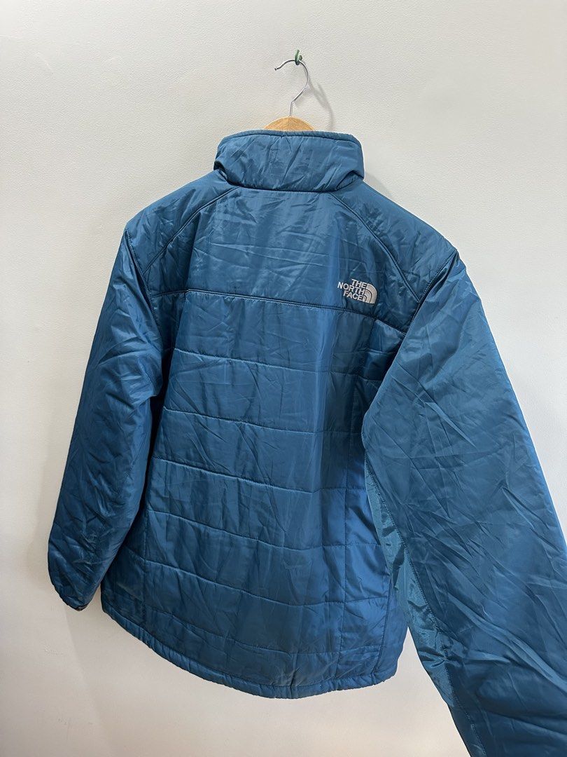 The North Face Primaloft Insulated Jacket (Category: Coats, Jackets and Outerwear) located in Baguio. Submitted by .daryl (Listing ID 1468649008, Image 3). Description: 23 width 28 length .