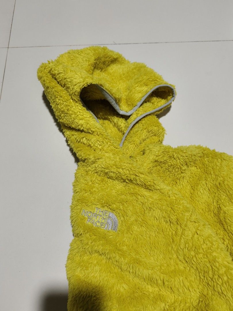 THE NORTH FACE SIZE XL (Category: Coats, Jackets and Outerwear) located in Manila. Submitted by gelove.thrift (Listing ID 1468599478, Image 3). Description: .