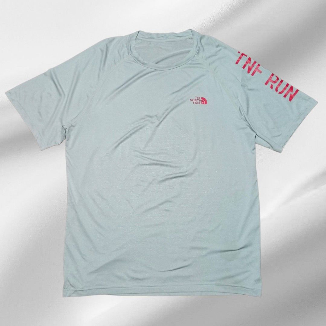 The North Face T-Shirt (Category: Activewear) located in Cebu City. Submitted by shawnaces (Listing ID 1468649593, Image 1). Description: (XL-XXL) The North Face T-Shirt ‎600 ‎Size: XL-XXL ‎W: 23.5 ‎L: 30 ‎- Polyester material ‎- Very breathable ‎- Very stretchable ‎- Good for outdoor activites ‎ISSUE: has small run and pinhole on the back.