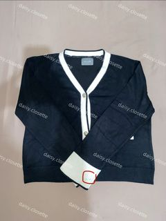 (Kategori: ) berada di . Dikirim oleh daisy.closette (ID iklan 1468659004, Gambar 1). Deskripsi: .