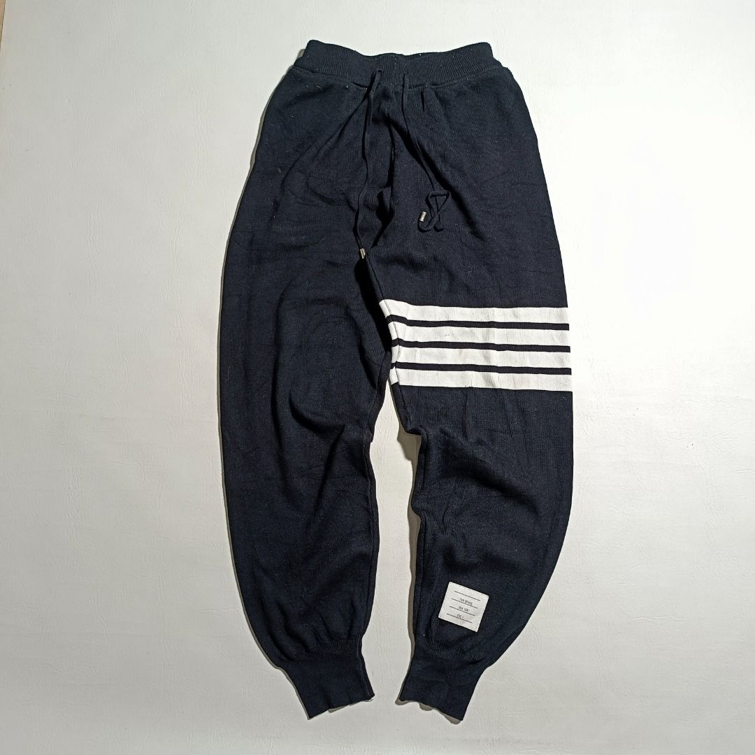 Thom Browne Knitted Jogger❤️🤍💙 (Category: Joggers) located in Baguio. Submitted by freshmarket_2600 (Listing ID 1468603535, Image 1). Description: 680+sf.