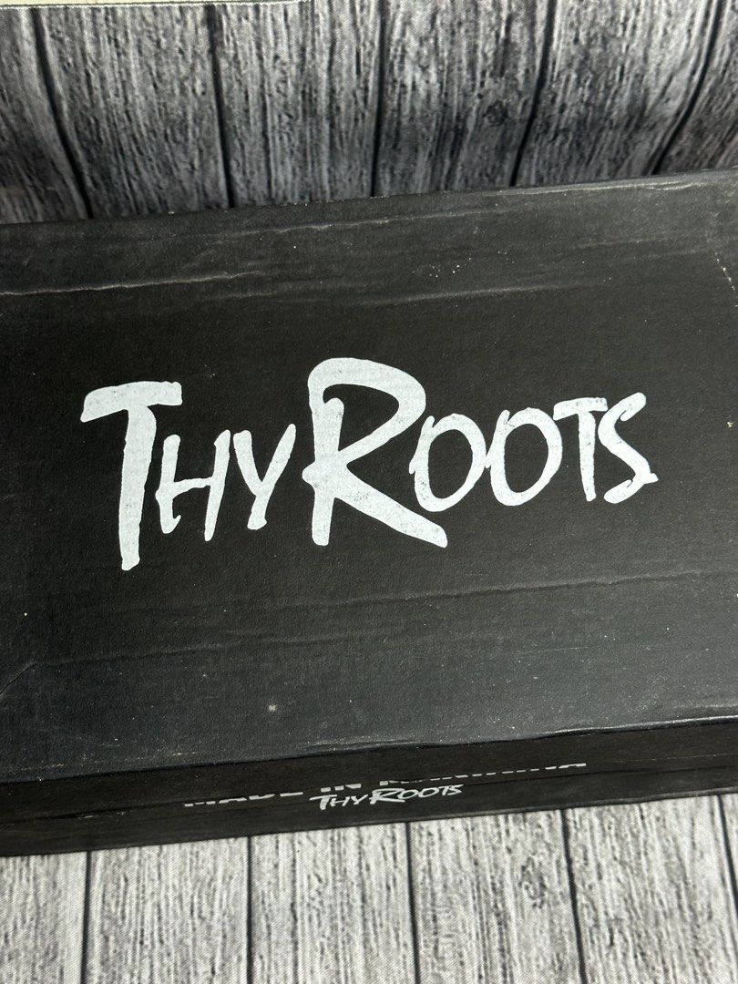 THYROOTS TABI LOAFERS, MARIKINA GENUINE LEATHER (Category: Dress Shoes) located in Obando. Submitted by greatfindslad (Listing ID 1468601177, Image 3). Description: 📌 ThyRoots Tabi Loafers ❗️USED ONCE, FOR PRE WEDDING PREP. 9/10 condition. AUTHENTIC LEATHER. HANDCRAFTED BY ThyRoots. (Heel pad insole can be removed) ❗️With box and dust bag. • ₱4,000 negotiable. Rfs: Buying ThyRoots mules. ❗️San miguel bulacan meet up ❗️Shipping via J&T or Lalamov
