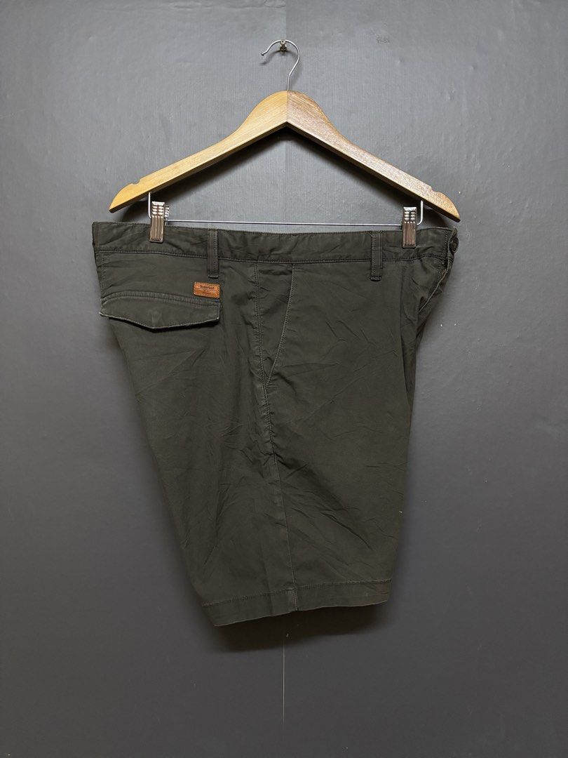Timberland Chino (Category: Shorts) located in Cavite. Submitted by staythrifted.23 (Listing ID 1468599406, Image 2). Description: L 18 W 37 Excellent Color rate 9.5/10 Excellent Loc. Cavite We ship nationwide Payment first .