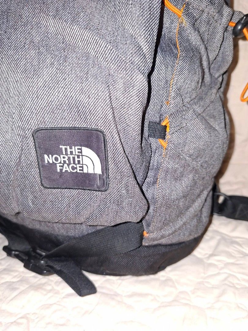 Tnf bag pack,with laptop compartment (Category: Backpacks) located in Butuan. Submitted by reyjah (Listing ID 1468707019, Image 2). Description: F Tnf backpack With laptop compartment 30L Excellent to new Condition Location Mindanao .