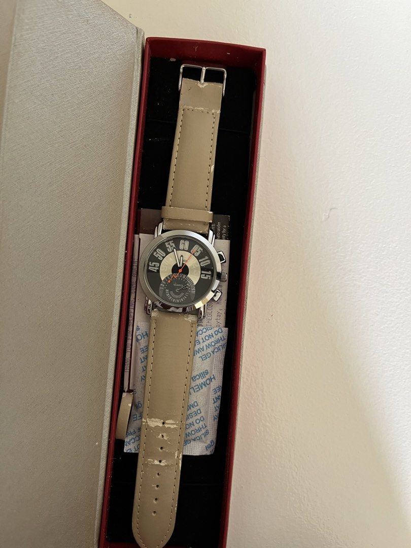 Tomato Time (Category: Men's Watches) located in Manila. Submitted by irish_closet (Listing ID 1468551149, Image 2). Description: - Leather strap is not in good condition due to storing. Bezel and dial are still in great condition. - straps can be changed.