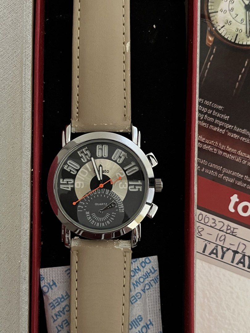 Tomato Time (Category: Men's Watches) located in Manila. Submitted by irish_closet (Listing ID 1468551149, Image 1). Description: - Leather strap is not in good condition due to storing. Bezel and dial are still in great condition. - straps can be changed.