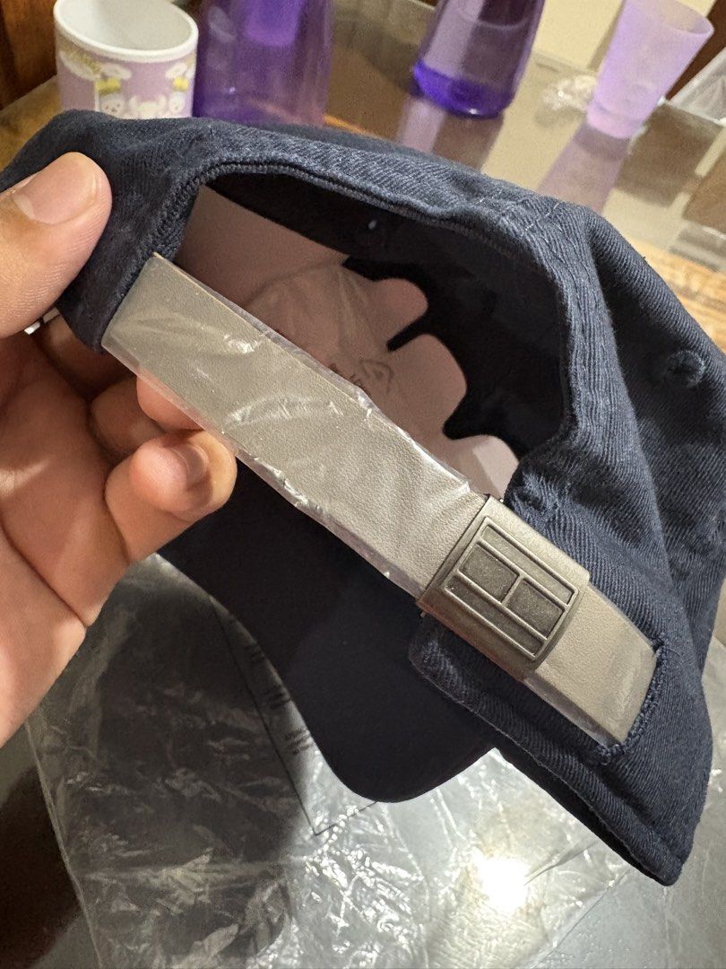 Tommy Hilfiger AM Hilfiger Logo hat (Category: Activewear) located in General Trias. Submitted by charlie.shop (Listing ID 1468682959, Image 2). Description: Brand new Authentic Tommy Hilfiger AM Hilfiger Logo hat 1500 or best offer Cavite.
