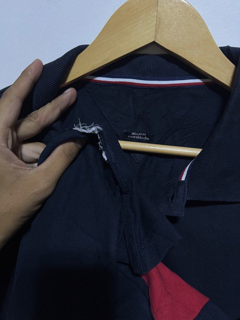TOMMY HILFIGER BIGLOGO SCRIPT POLO SHIRT (Category: Tshirts & Polo Shirts ) located in Compostela. Submitted by kimoykimoy (Listing ID 1468695183, Image 3). Description: Large Dimension: 22x29 Color rate & Condition: 9.8/10 Issue: None *Cotton Fabrics, Embroidered logo Authentic/Legit ₱299.00 (Plus shipping fee) Location: Compostela, Davao de Oro, Mindanao Disclaimer: Not affiliated with any of the brands or company posted, and this post is not e