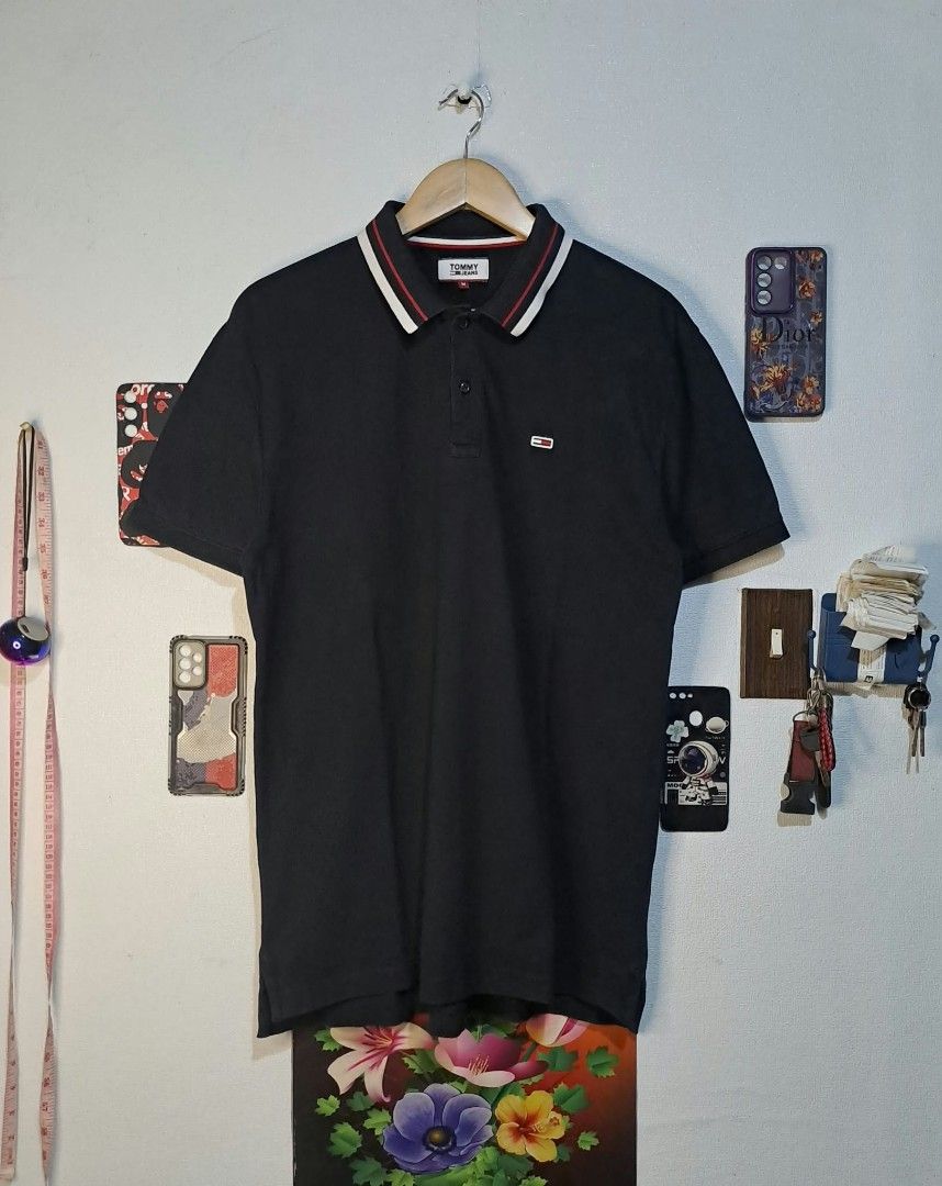 Tommy Hilfiger Contrast Tipped Colar (Category: Formal Shirts) located in Quezon City. Submitted by yaseen73 (Listing ID 1468709325, Image 1). Description: Authentic Tommy Hilfiger Contrast Tipped Colar With Red and White Polo Shirt Wearing Size : Medium on Tags Dimensions : Please Refer to the Photo Color Rate : 9.9/10 ✔️There is a Mark or Residue of after rinse bleach and it turned white marks on the left arm but not too visible, it needs to re