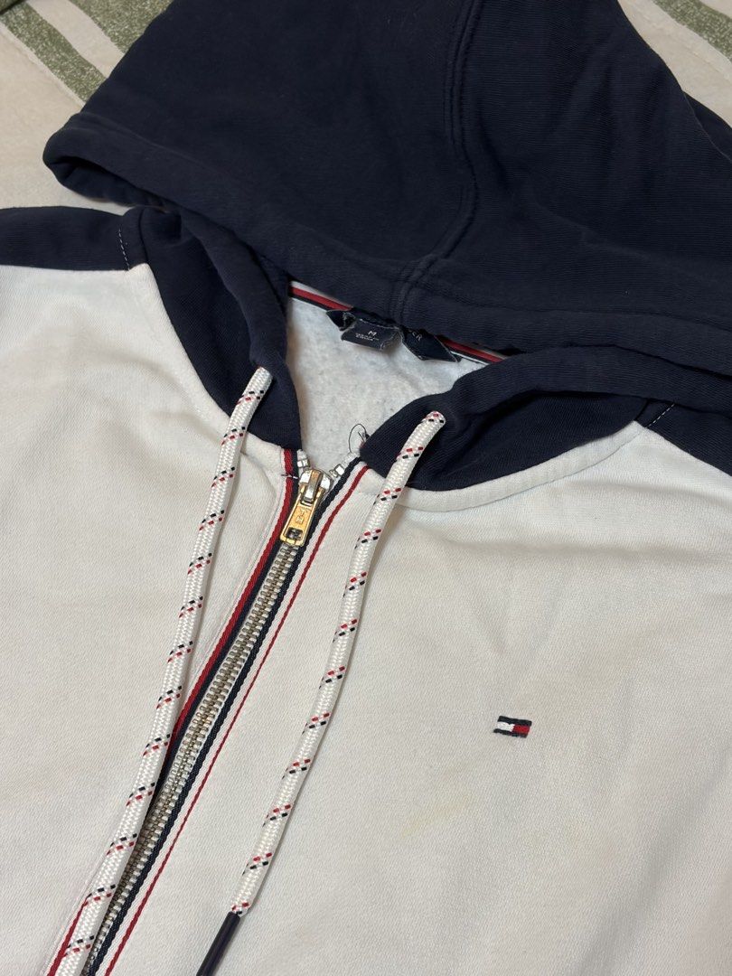 Tommy Hilfiger Jacket (Category: Coats, Jackets and Outerwear) located in Quezon City. Submitted by morespace555 (Listing ID 1468596652, Image 2). Description: 100% Authentic, Not thrifted Bought from HK outlet.