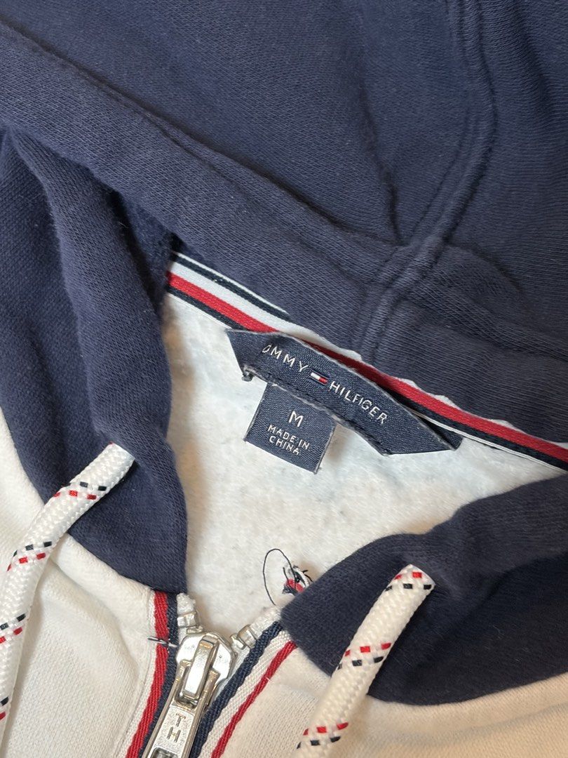 Tommy Hilfiger Jacket (Category: Coats, Jackets and Outerwear) located in Quezon City. Submitted by morespace555 (Listing ID 1468596652, Image 3). Description: 100% Authentic, Not thrifted Bought from HK outlet.