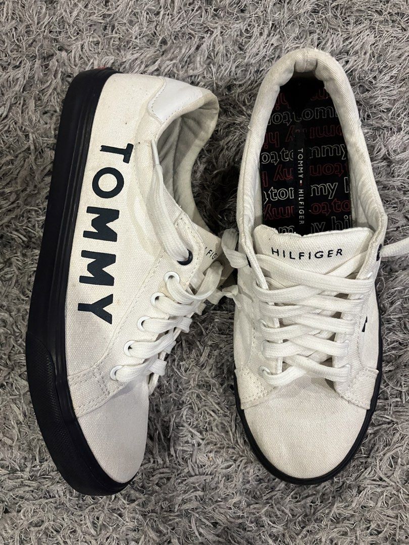 Tommy Hilfiger Shoes (Category: Sneakers) located in Pulilan. Submitted by aneth11983 (Listing ID 1468646367, Image 2). Description: Tommy Hilfiger Sneakers Size 7 women | w/o box ₱1350+sf Payment first basis to accoet your offer Gcash/ JnT.